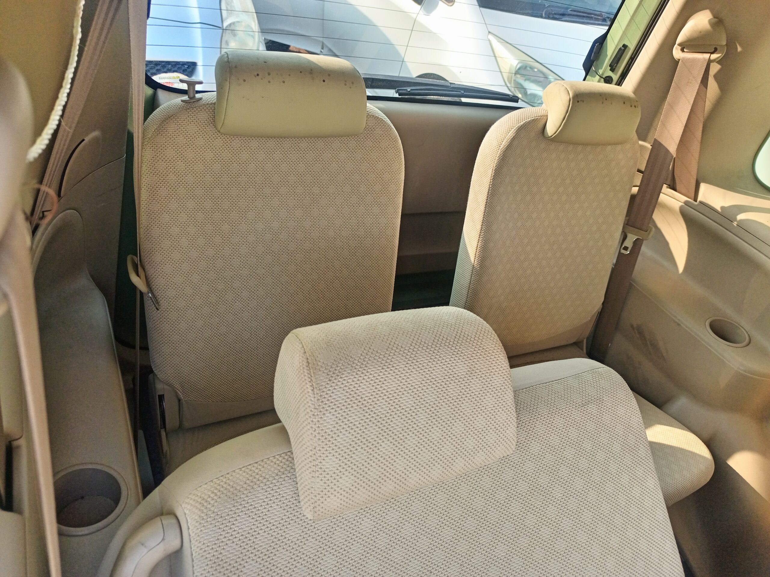 Toyota Sienta 2009
