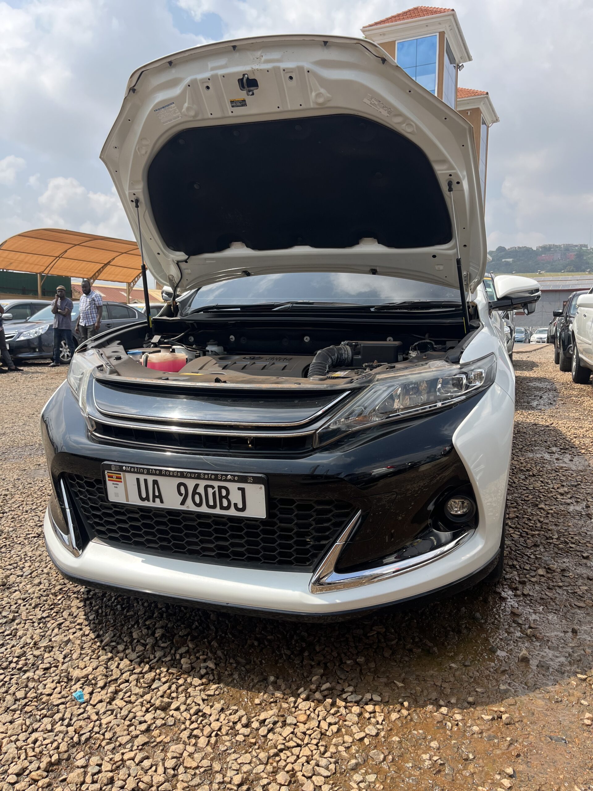 Toyota Harrier 2015