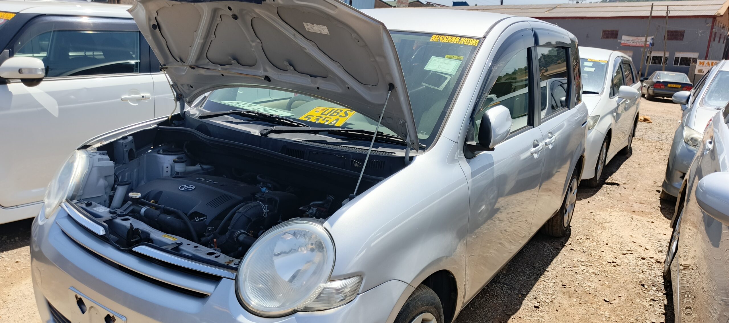 Toyota Sienta 2009