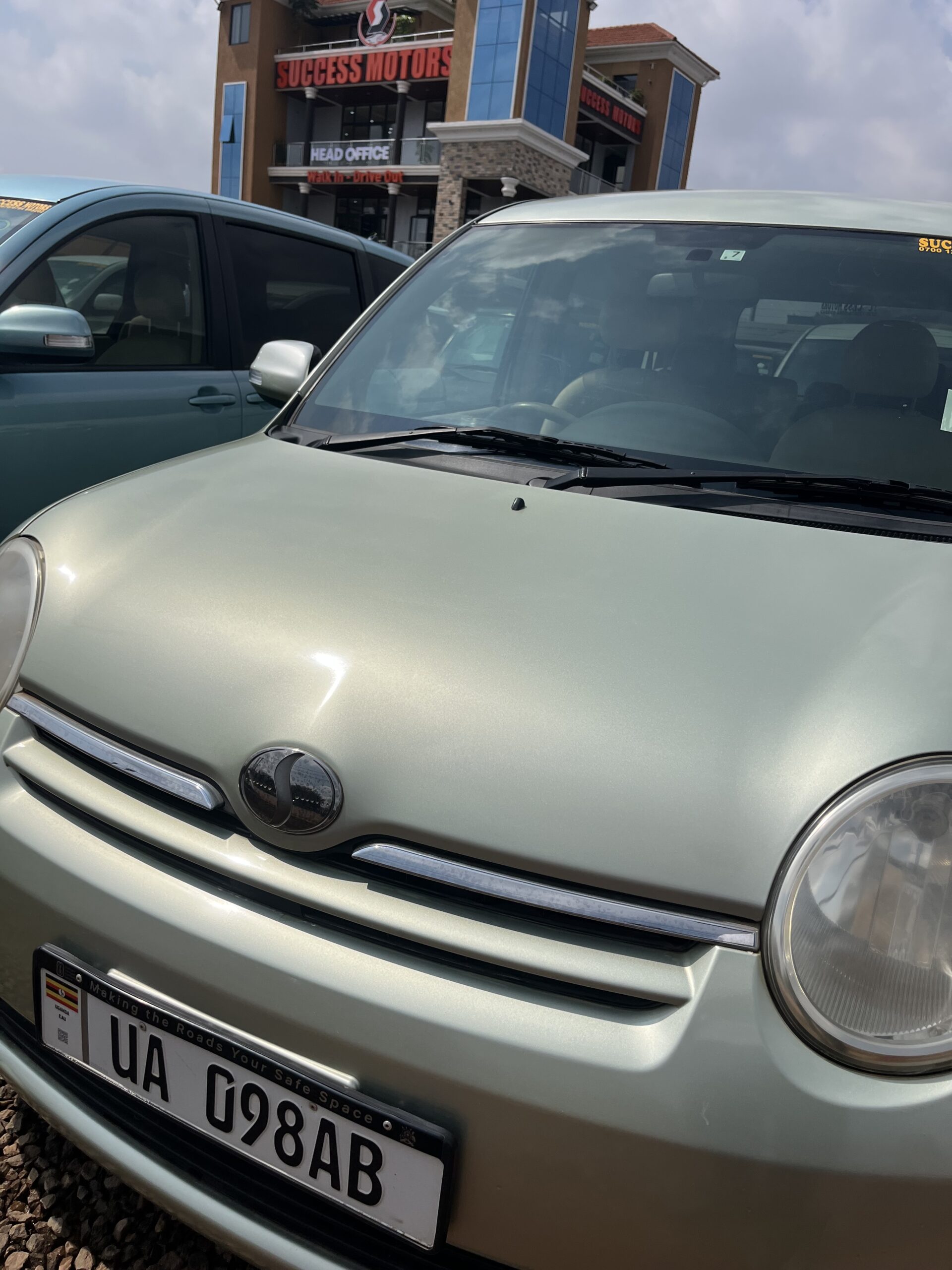 Toyota Sienta 2010