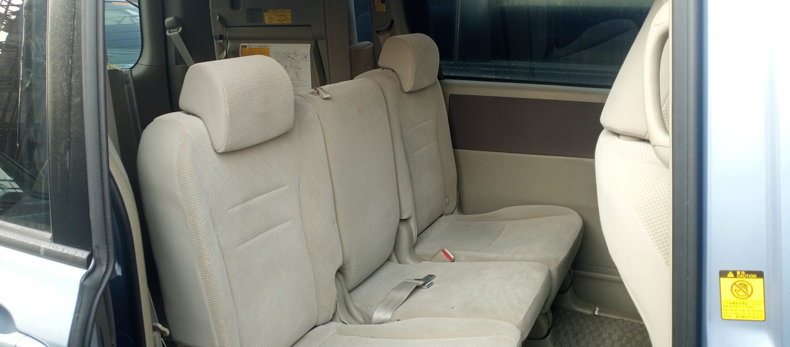 Toyota Sienta 2009